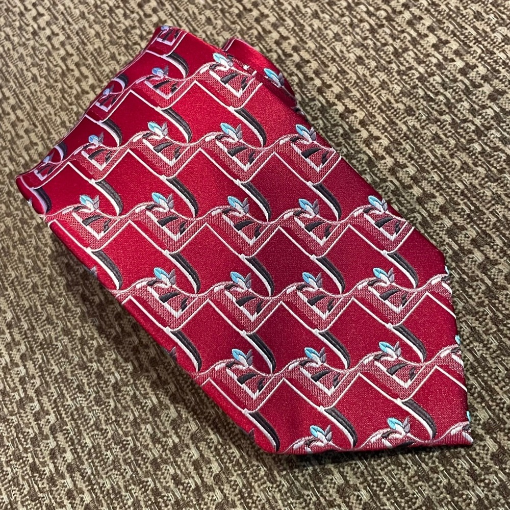 Jhane Barnes‎ Red Geometric Floral Silk Mens Tie Heritage Officewear Old Money